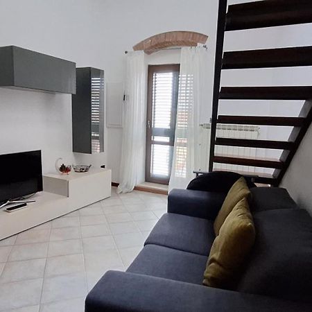 Appartamento Centro Citta Katalin House Livorno Bagian luar foto